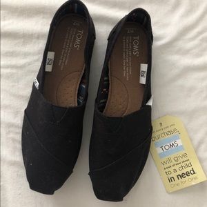 Black Toms